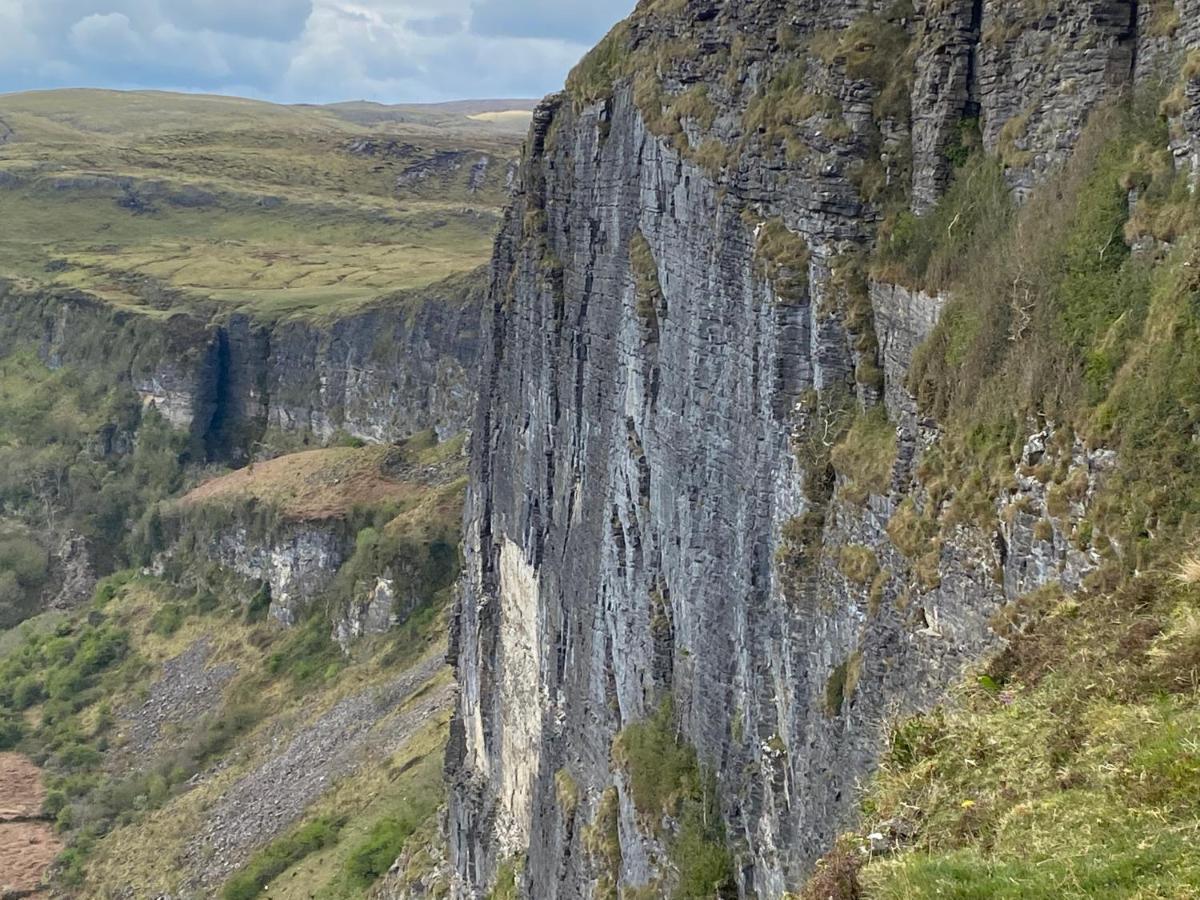 Five Glens Inn Manorhamilton Екстериор снимка